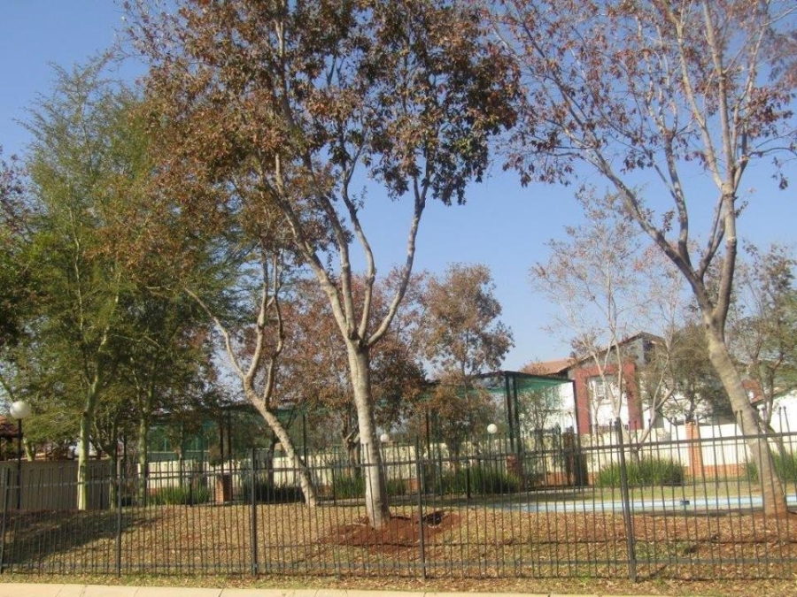 0 Bedroom Property for Sale in Oukraal Estate Gauteng