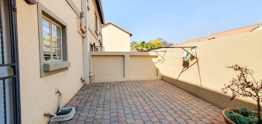 3 Bedroom Property for Sale in Willow Park Manor Gauteng