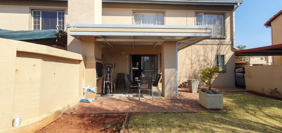 3 Bedroom Property for Sale in Willow Park Manor Gauteng