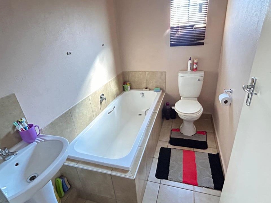 3 Bedroom Property for Sale in Sky City Gauteng