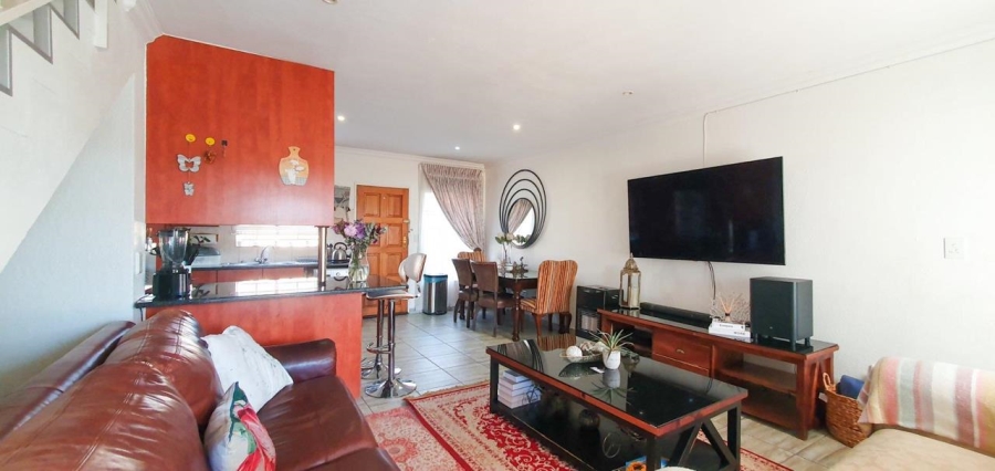 3 Bedroom Property for Sale in Willow Park Manor Gauteng