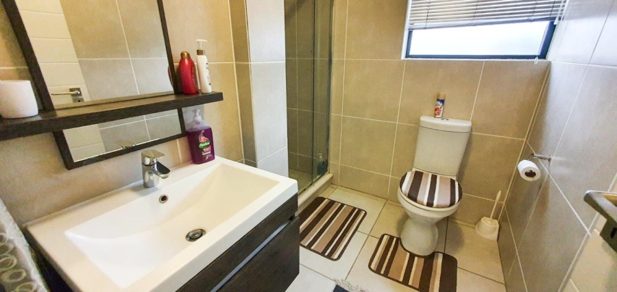 1 Bedroom Property for Sale in Equestria Gauteng