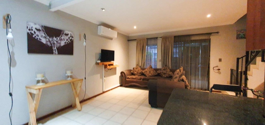 2 Bedroom Property for Sale in Willow Park Manor Gauteng