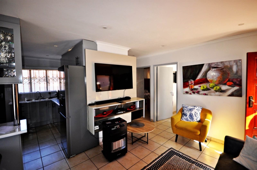 2 Bedroom Property for Sale in Aureus Gauteng