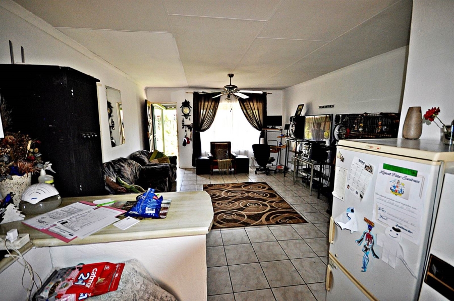 2 Bedroom Property for Sale in Eike Park Gauteng