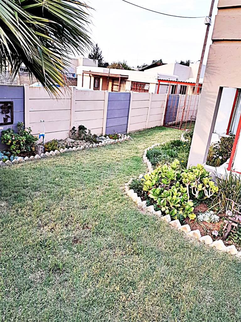 3 Bedroom Property for Sale in Eike Park Gauteng