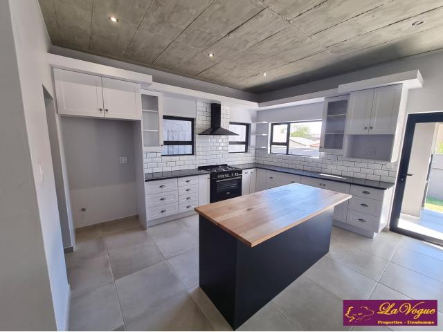 3 Bedroom Property for Sale in Olympus AH Gauteng