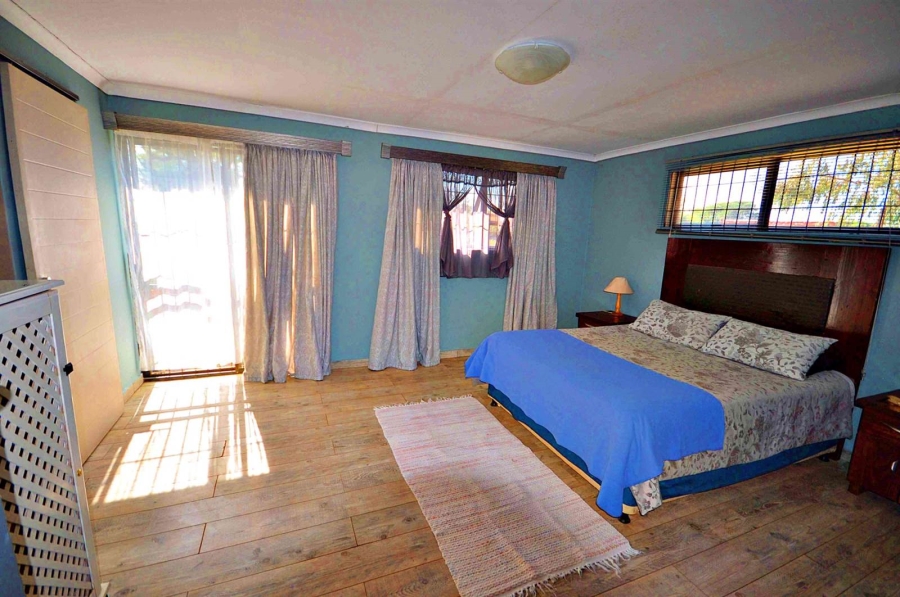 6 Bedroom Property for Sale in Aureus Gauteng