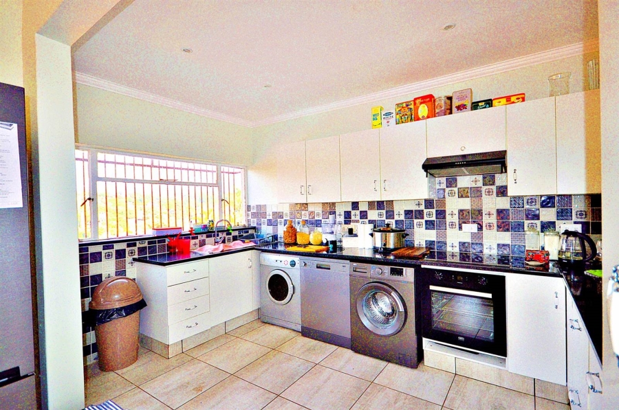 3 Bedroom Property for Sale in Breaunanda Gauteng