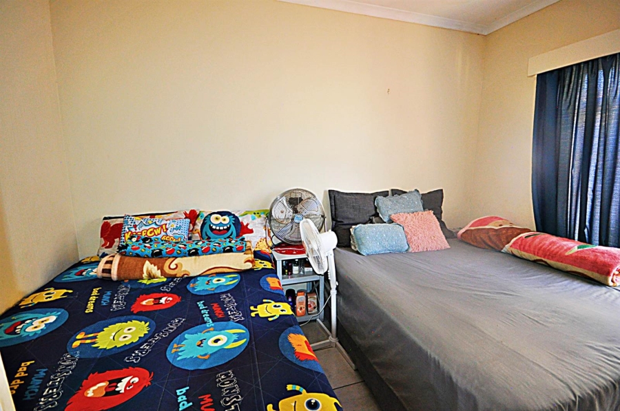 2 Bedroom Property for Sale in Westonaria Gauteng