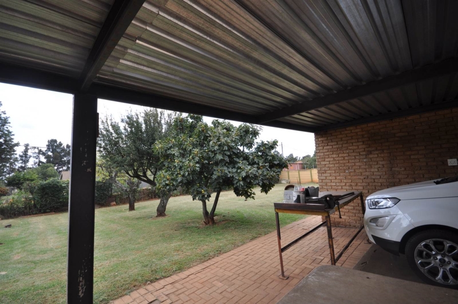 4 Bedroom Property for Sale in Westonaria Gauteng