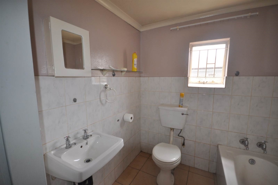 4 Bedroom Property for Sale in Westonaria Gauteng