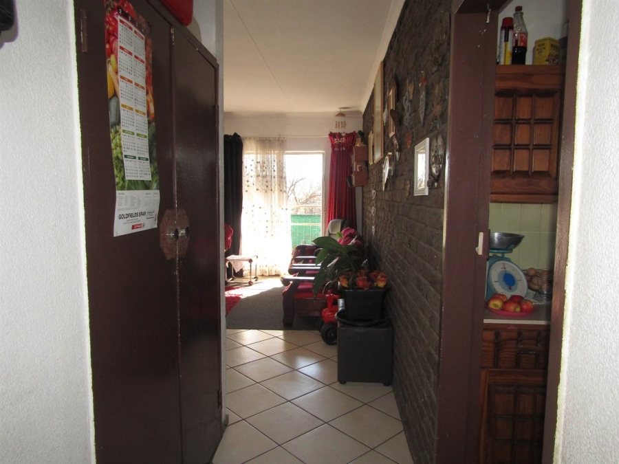 2 Bedroom Property for Sale in Lewisham Gauteng