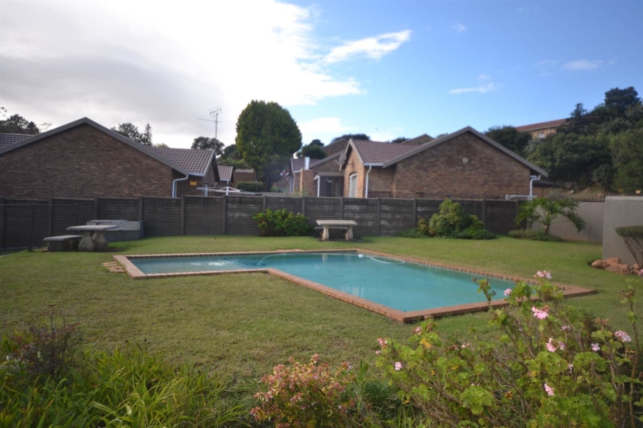 2 Bedroom Property for Sale in Breaunanda Gauteng