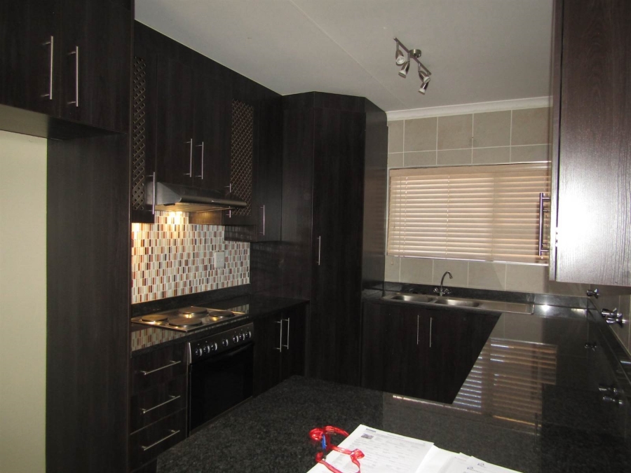 2 Bedroom Property for Sale in Chancliff A H Gauteng