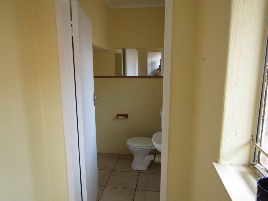 2 Bedroom Property for Sale in Lindhaven Gauteng