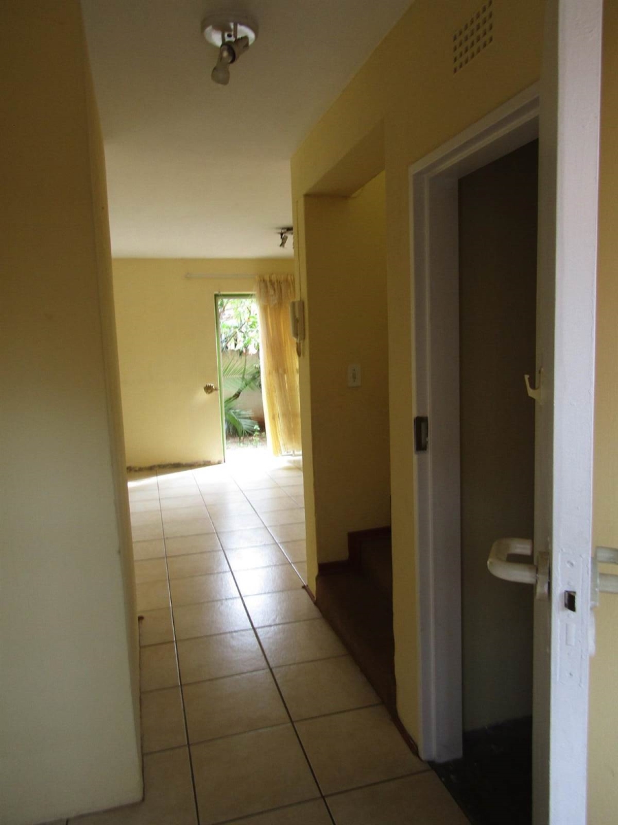 2 Bedroom Property for Sale in Lindhaven Gauteng