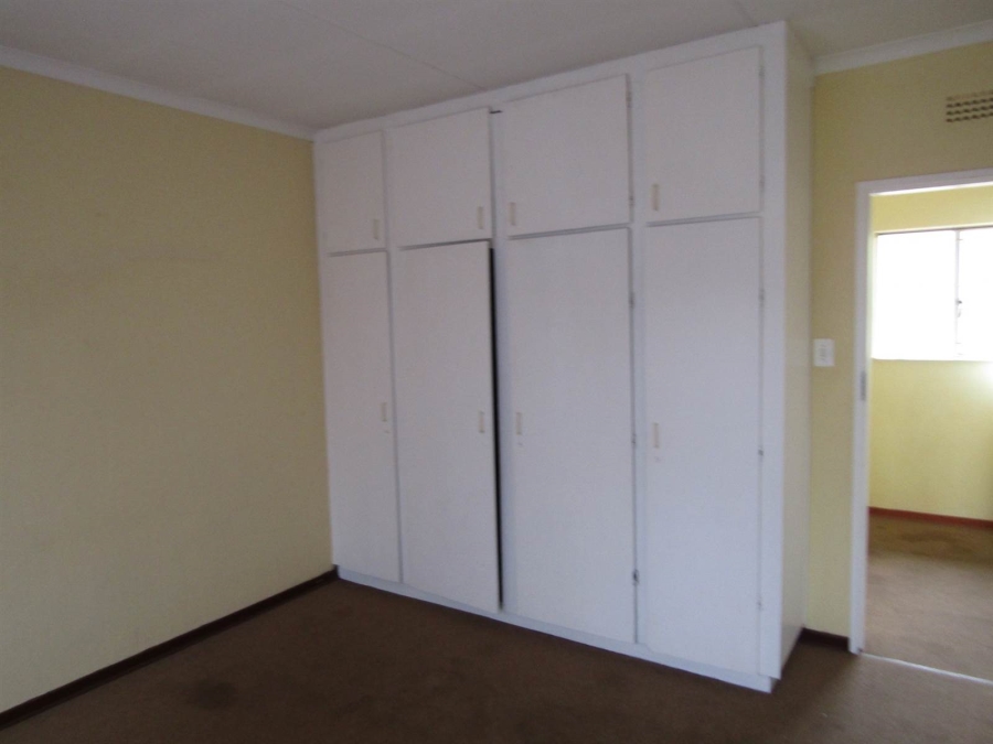 2 Bedroom Property for Sale in Lindhaven Gauteng