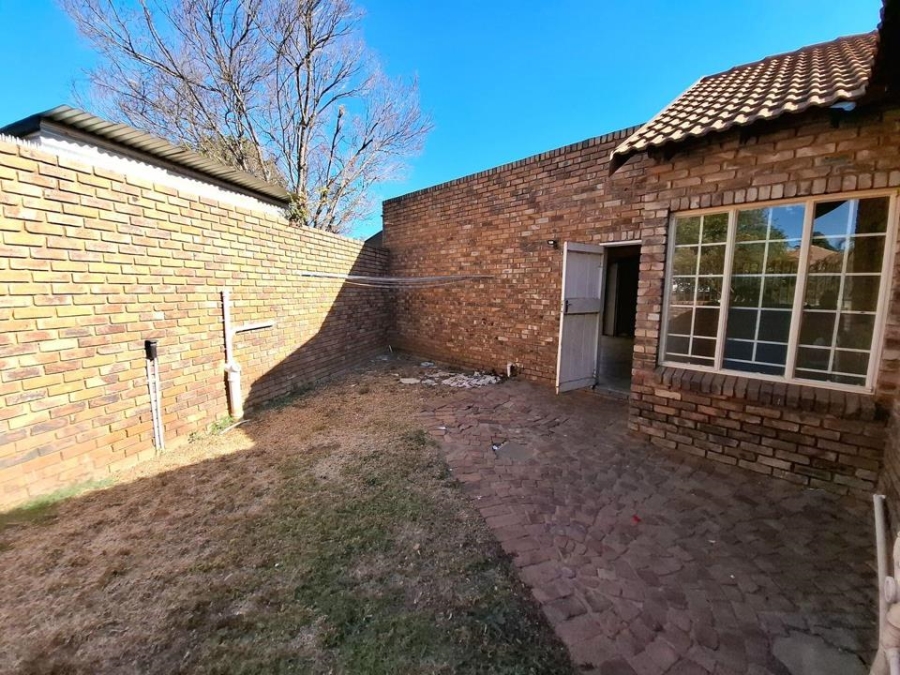 2 Bedroom Property for Sale in Claremont Gauteng