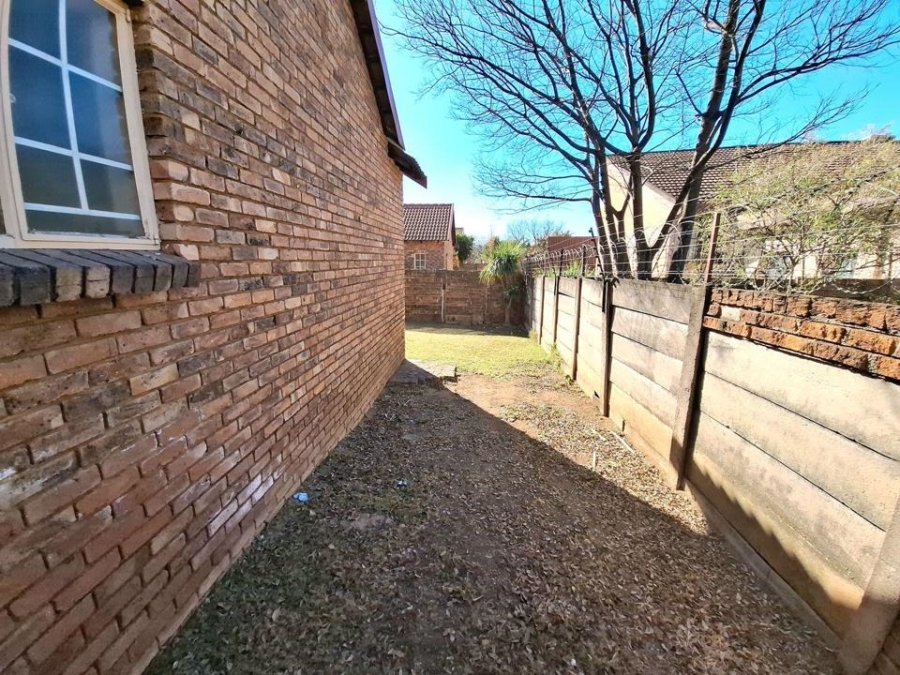 2 Bedroom Property for Sale in Claremont Gauteng