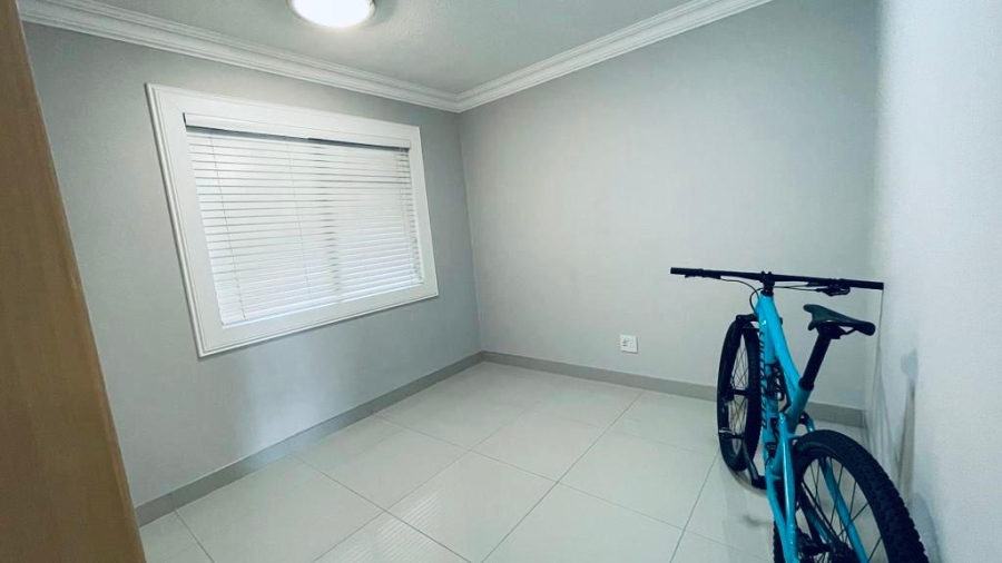 To Let 2 Bedroom Property for Rent in Brooklyn Gauteng