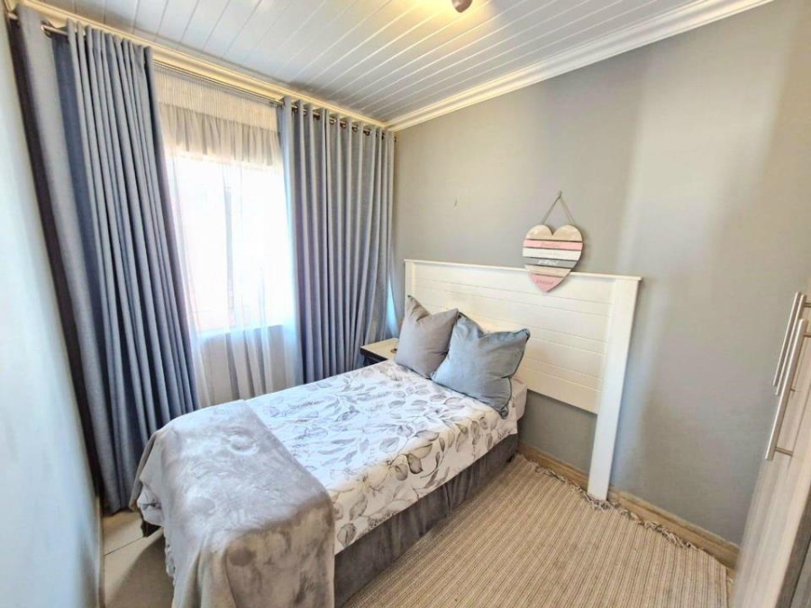 2 Bedroom Property for Sale in Booysens Gauteng