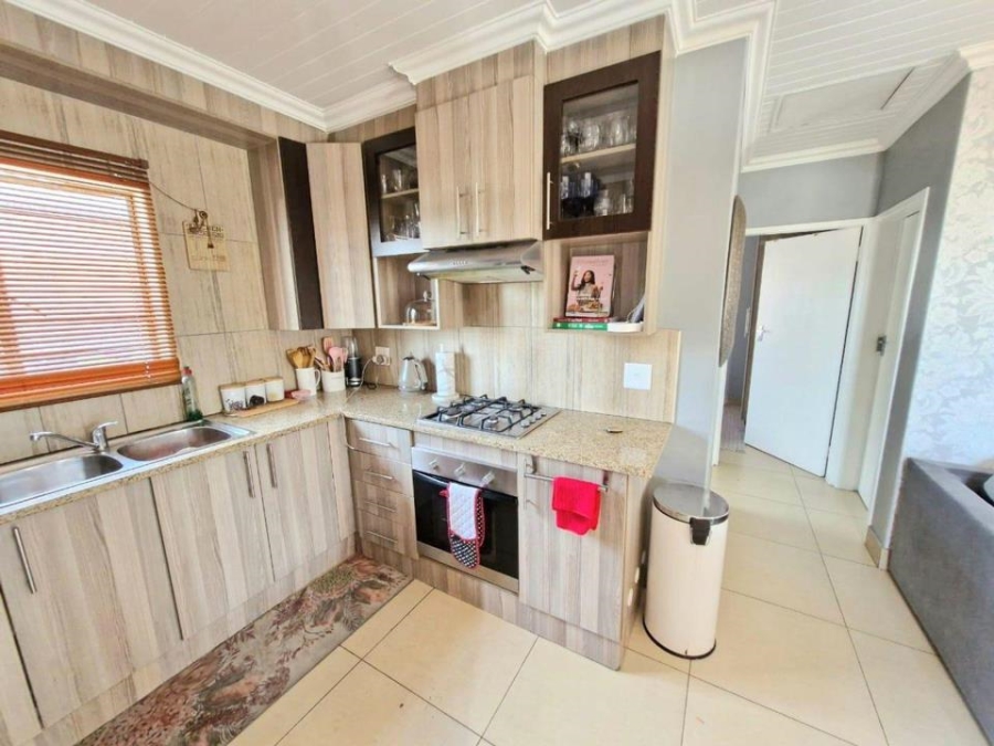 2 Bedroom Property for Sale in Booysens Gauteng