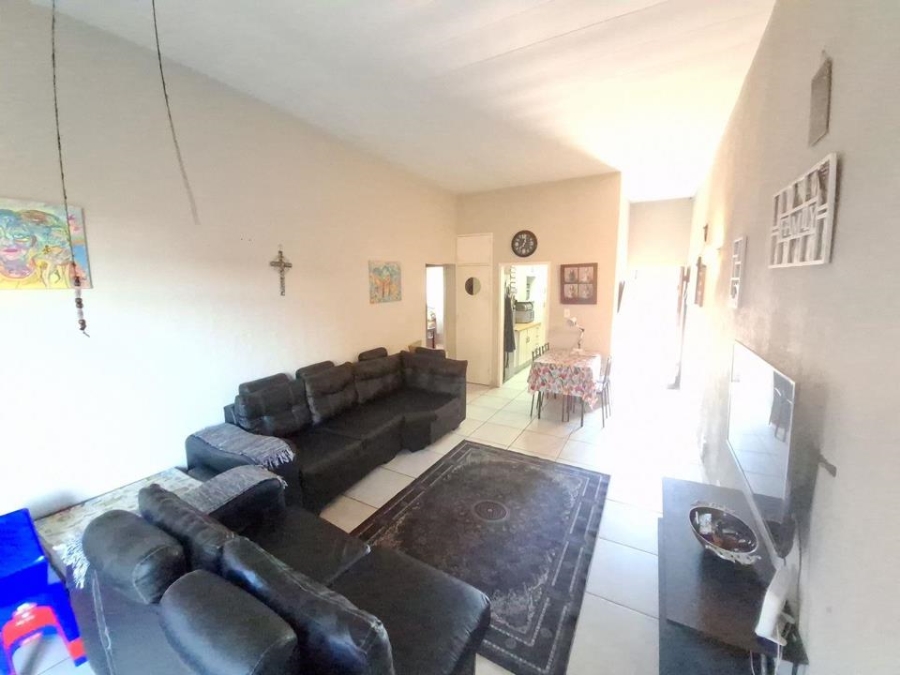 2 Bedroom Property for Sale in Pretoria Gardens Gauteng