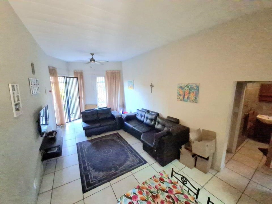 2 Bedroom Property for Sale in Pretoria Gardens Gauteng