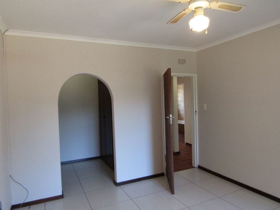 3 Bedroom Property for Sale in Breaunanda Gauteng