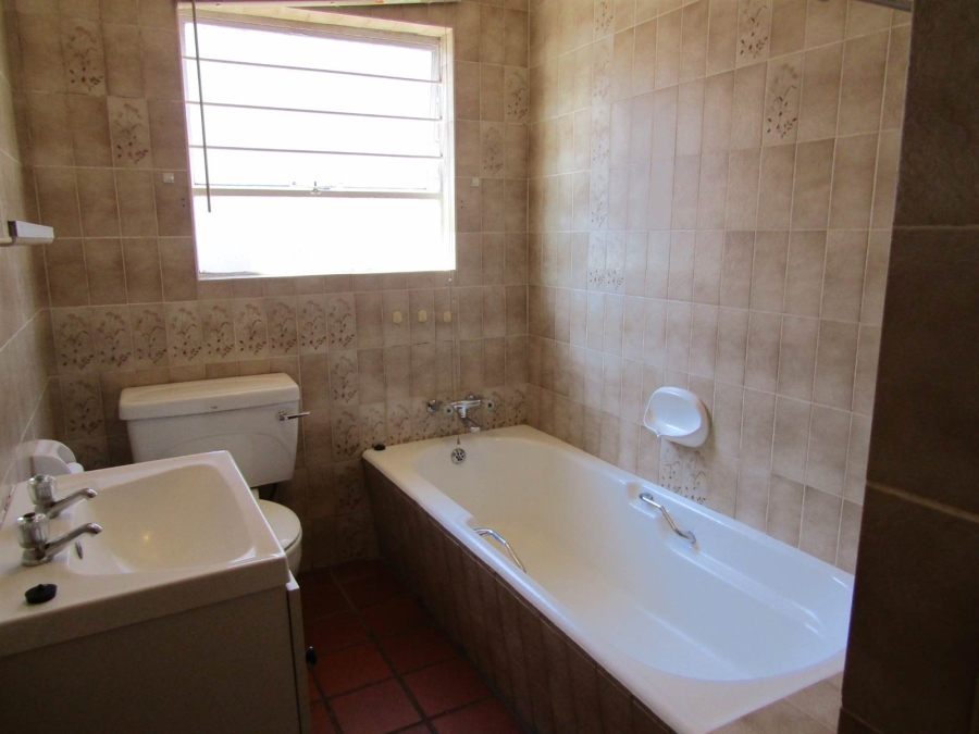 3 Bedroom Property for Sale in Breaunanda Gauteng