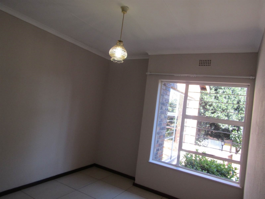 3 Bedroom Property for Sale in Breaunanda Gauteng