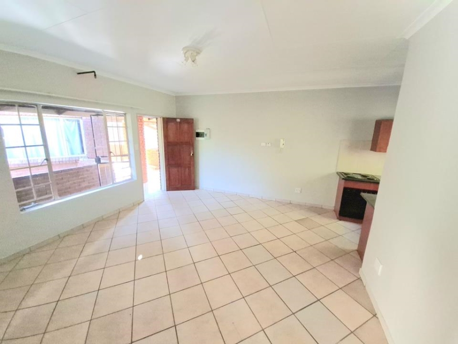 2 Bedroom Property for Sale in Pretoria Gardens Gauteng