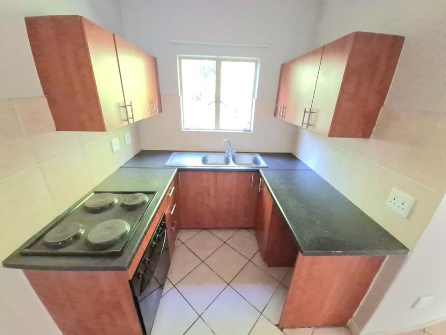 2 Bedroom Property for Sale in Pretoria Gardens Gauteng