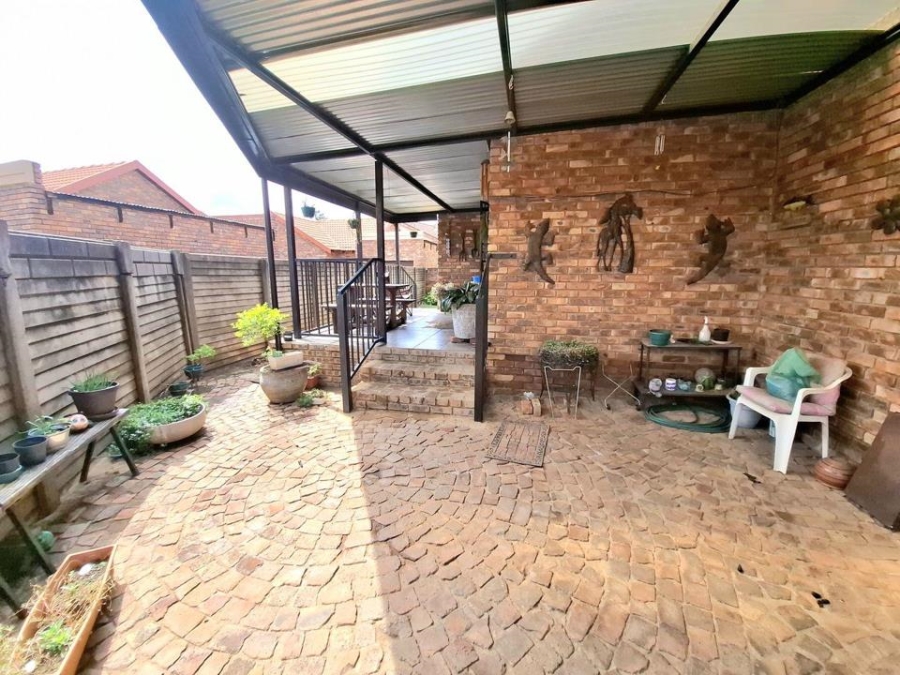 3 Bedroom Property for Sale in Claremont Gauteng