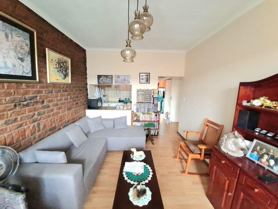 1 Bedroom Property for Sale in Hermanstad Gauteng