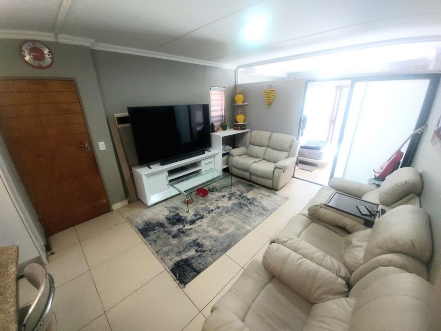 2 Bedroom Property for Sale in Daspoort Gauteng