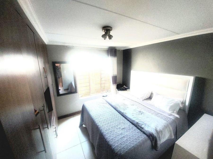 2 Bedroom Property for Sale in Daspoort Gauteng