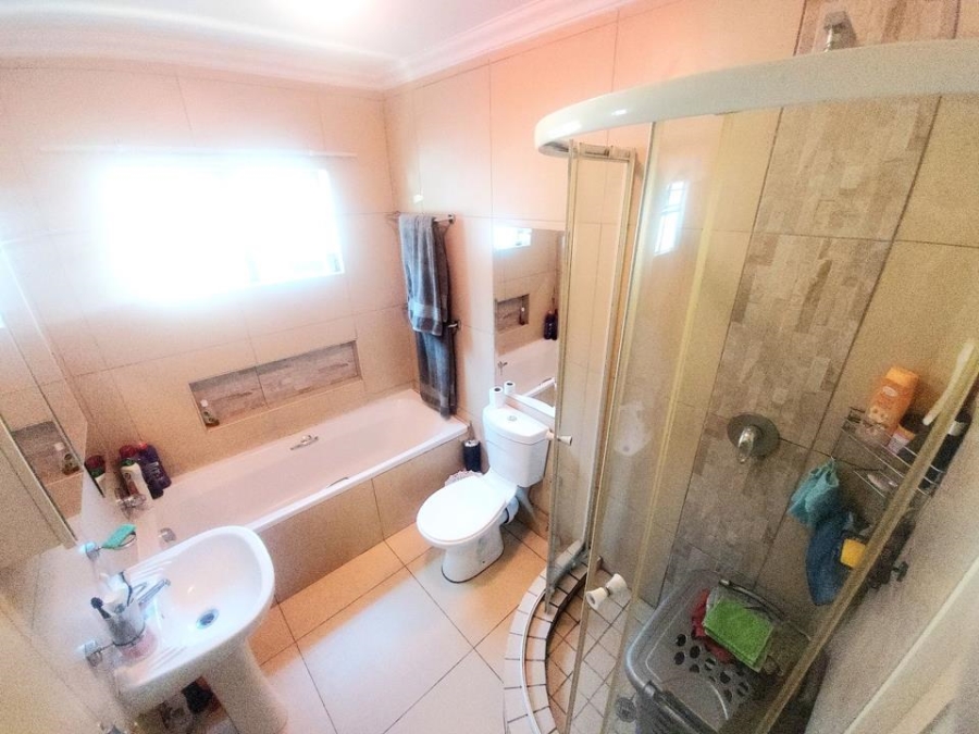 2 Bedroom Property for Sale in Daspoort Gauteng