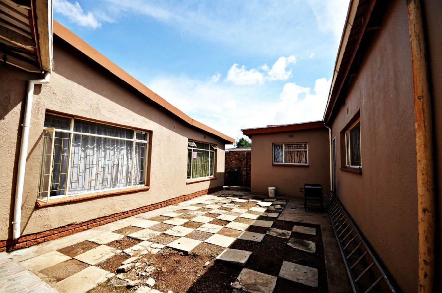 4 Bedroom Property for Sale in Westergloor Gauteng