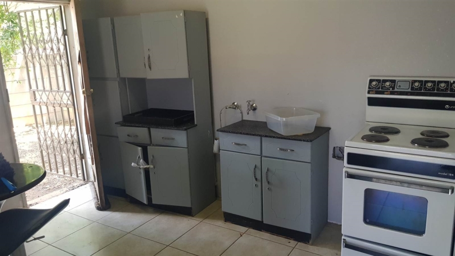 3 Bedroom Property for Sale in Finsbury Gauteng