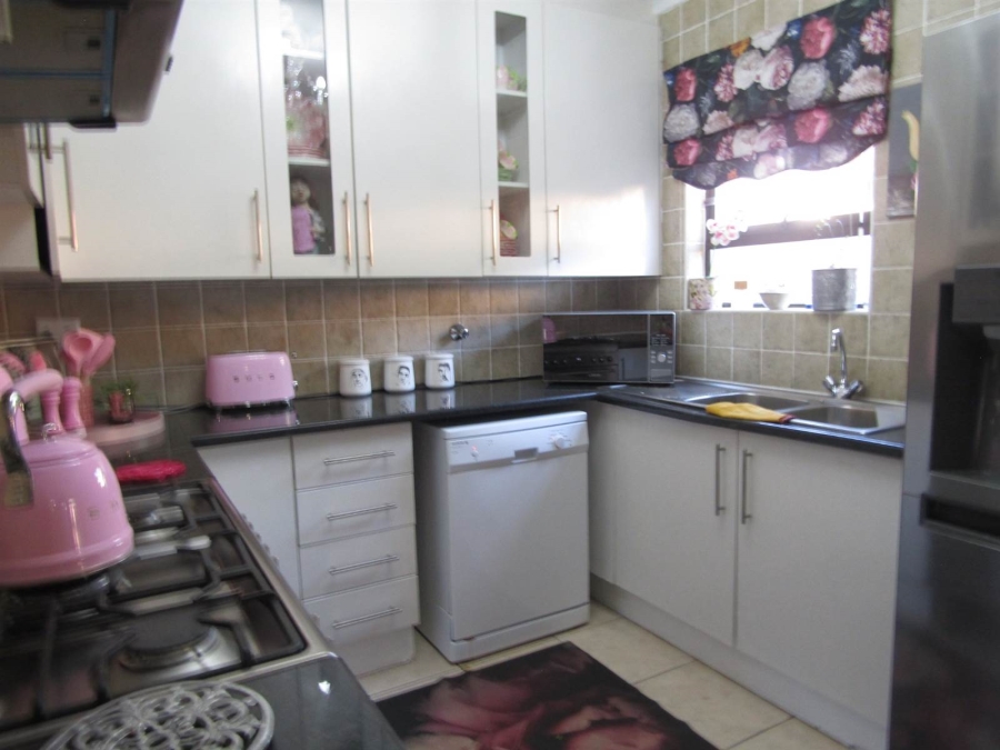 3 Bedroom Property for Sale in Chancliff A H Gauteng