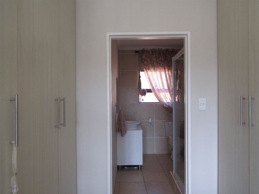 3 Bedroom Property for Sale in Chancliff A H Gauteng