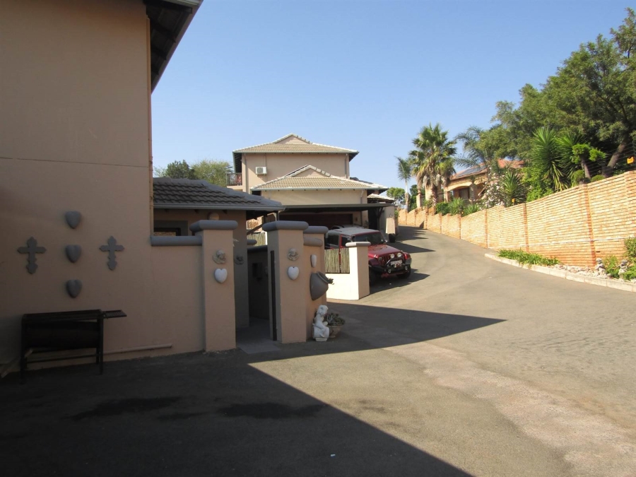 3 Bedroom Property for Sale in Chancliff A H Gauteng