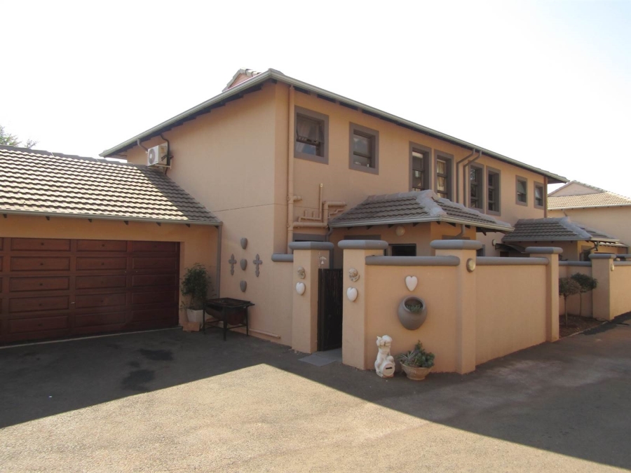 3 Bedroom Property for Sale in Chancliff A H Gauteng