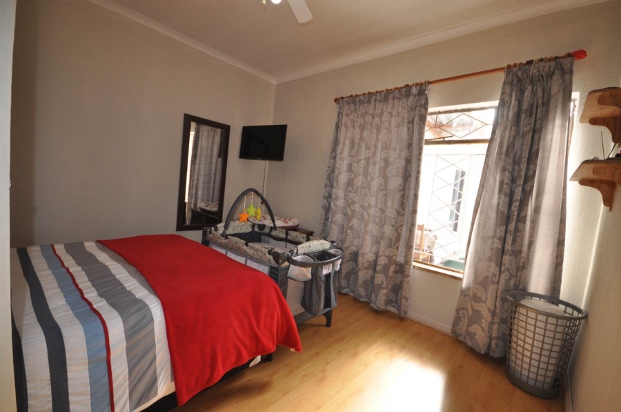 4 Bedroom Property for Sale in Hillside AH Gauteng