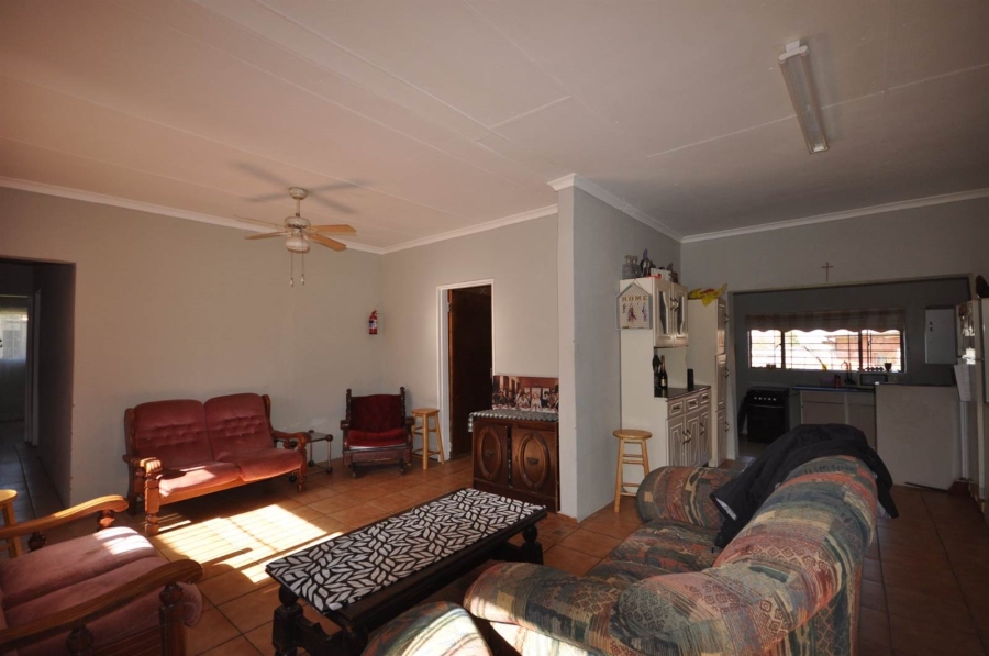 4 Bedroom Property for Sale in Hillside AH Gauteng