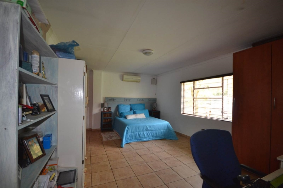 4 Bedroom Property for Sale in Aureus Gauteng