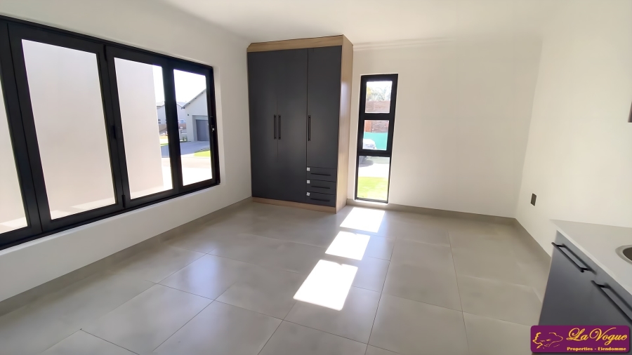 3 Bedroom Property for Sale in Olympus AH Gauteng