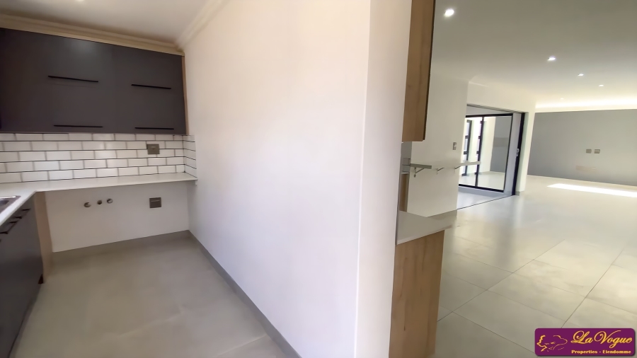 3 Bedroom Property for Sale in Olympus AH Gauteng